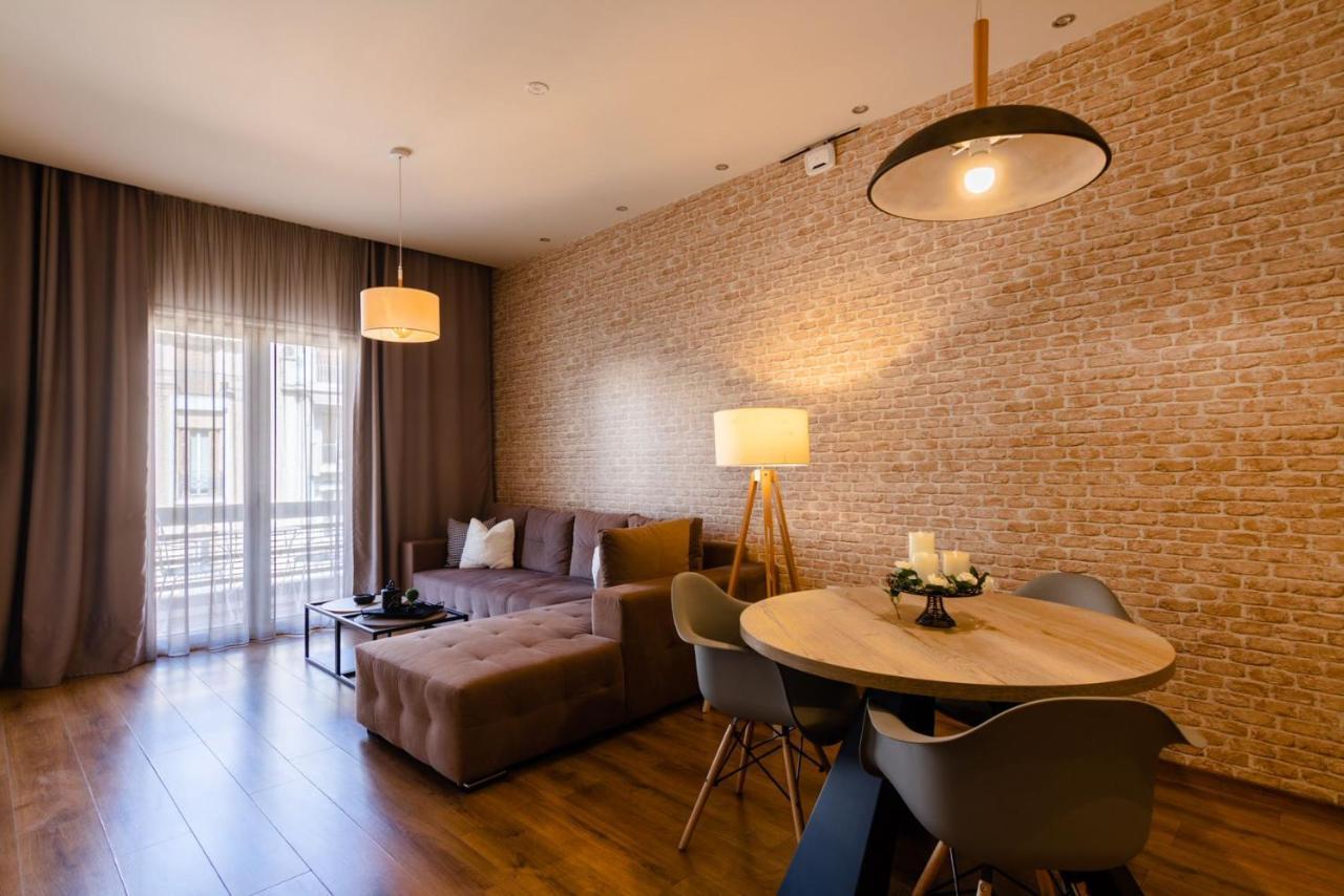 Superior One Luxury Apartments Thessaloníki Exteriör bild